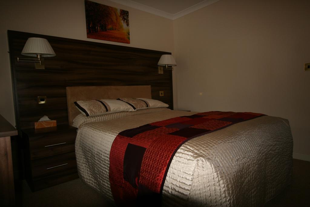 The Plough Inn Pocklington Room photo